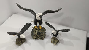 Black and White Onix Bald Eagle Sculpture, collectable sculpture