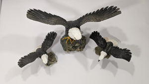 Black and White Onix Bald Eagle Sculpture, collectable sculpture