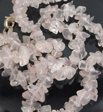 Load image into Gallery viewer, Rose Quartz Beads  Necklace